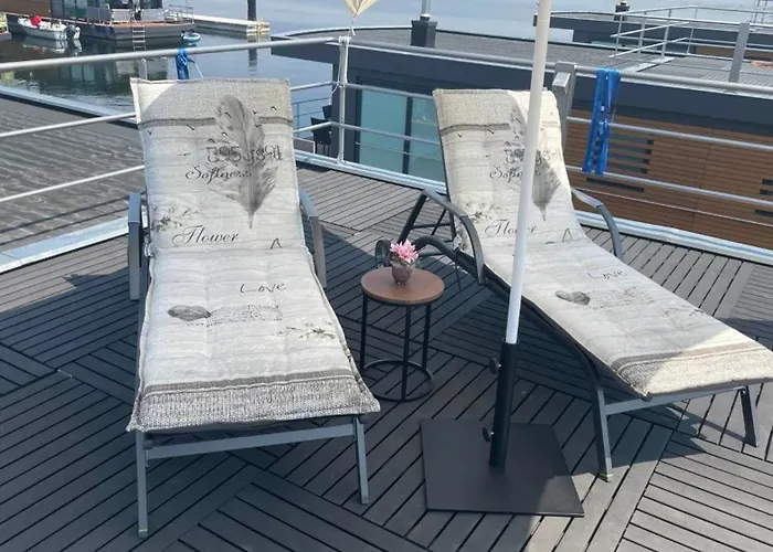 Hotel na wodzie Hausboot Seestern Klitten